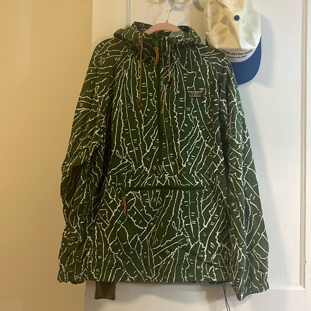 LLBean hooded windbreaker - LIKE NEW